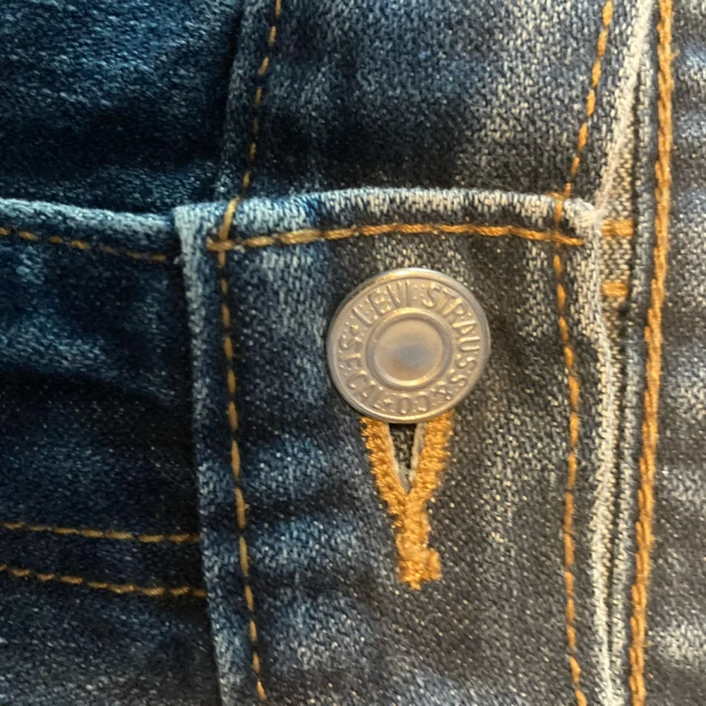 Levi's 505 Mens SZ 36W 32LBlue regular fit Jeans with Faded Denim Look